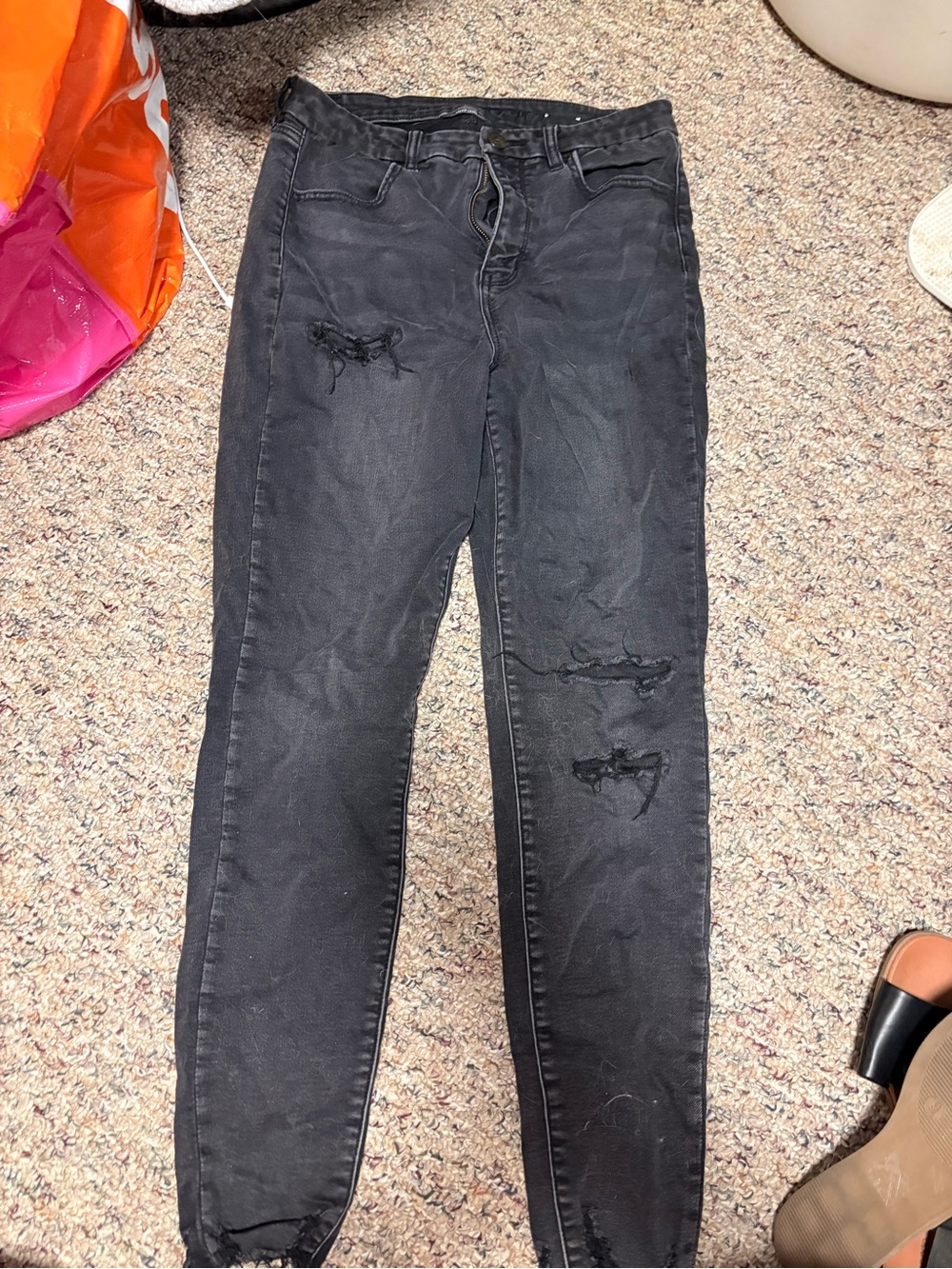 American Eagle Outfitters Black Distressed Skinny Jeans